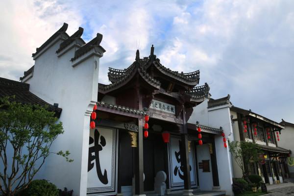 我市对近期安全防范工作进行再安排再部署
